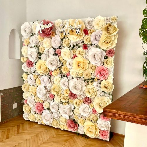 Blumenwand Rosenwand Hintergrund Hochzeit Wien Niederösterreich Burgenland Fotohintergrund Handgemacht papierblumen