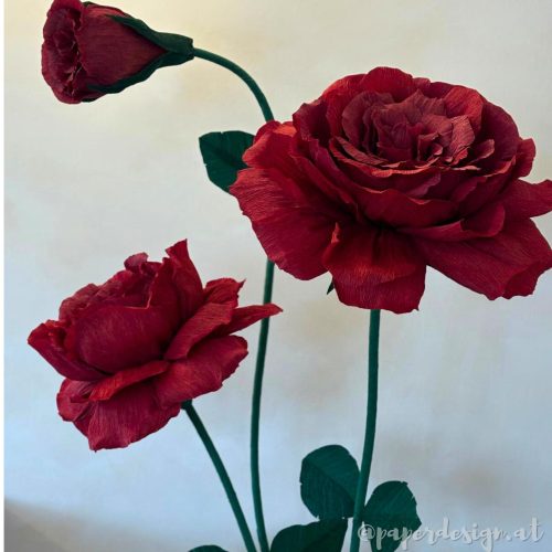 Handgemachte große XXL Blumen aus krepp